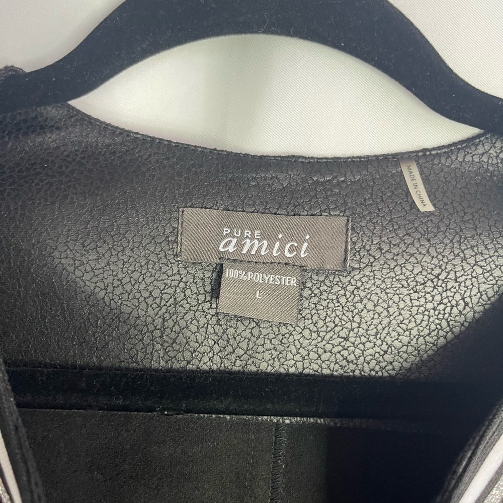 Pure amici Elegant Black Blazer with White Accents - Picture 5 of 5